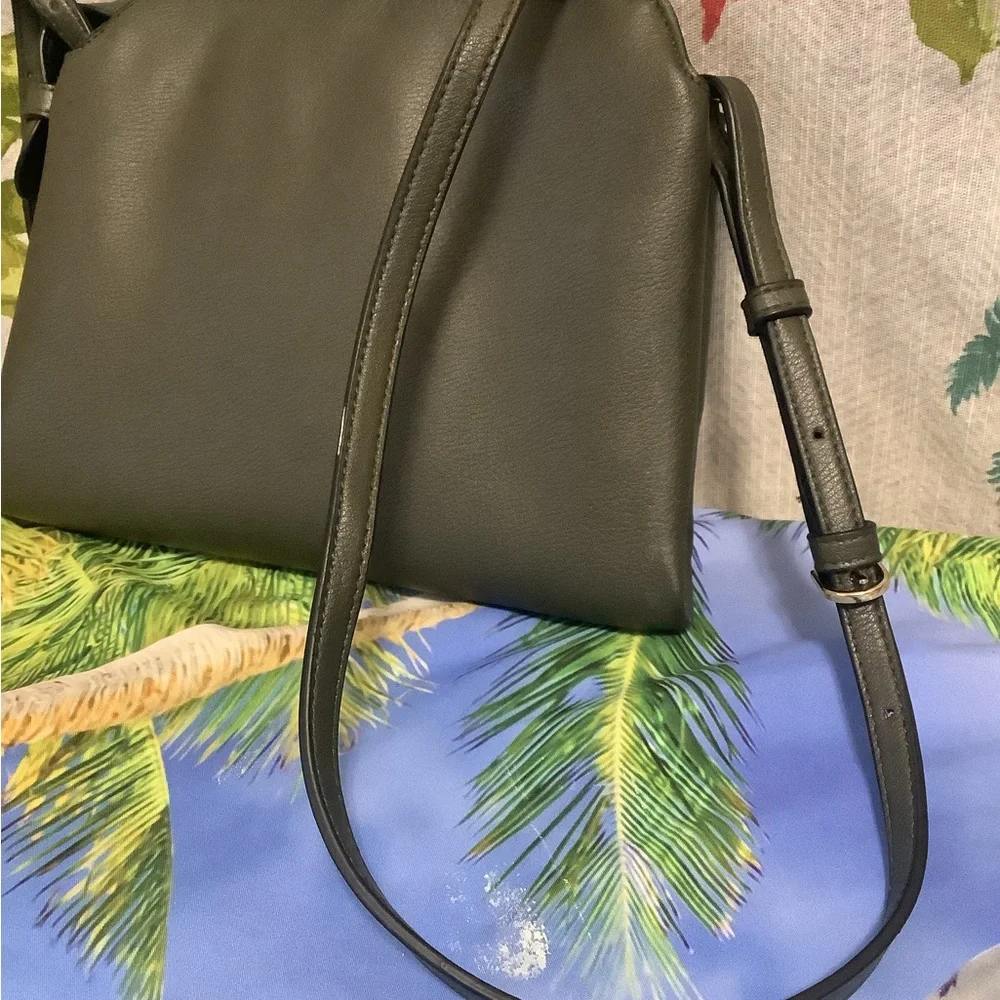 Elegant ALPINE Green Crossbody Bag by A NEW DAY NWOT long strap